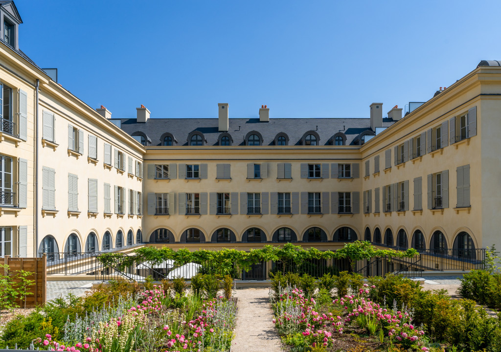 residence seniors Versailles 2 - Extérieur (3) 2048x1440