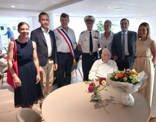 pierre vilars - anniversaire 108 ans - residence seniors vannes - officiels 640x500